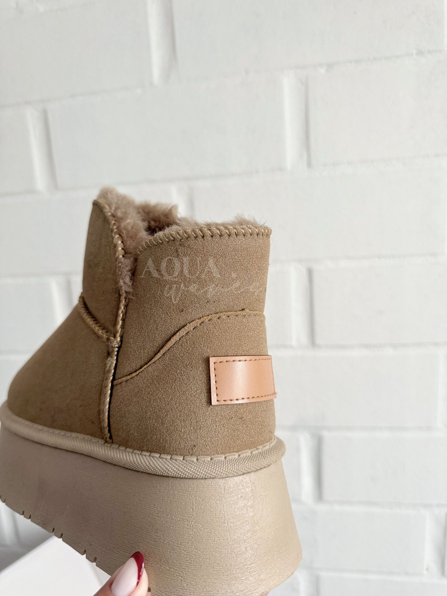 PANTUBOTA CAQUI