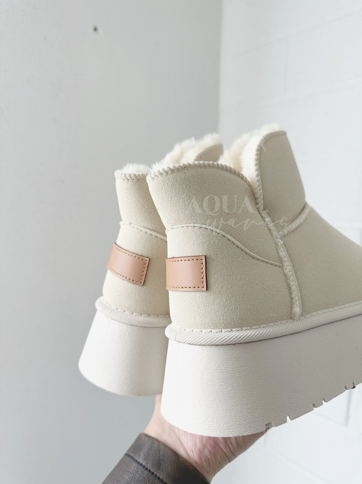 PANTUBOTA CREMA