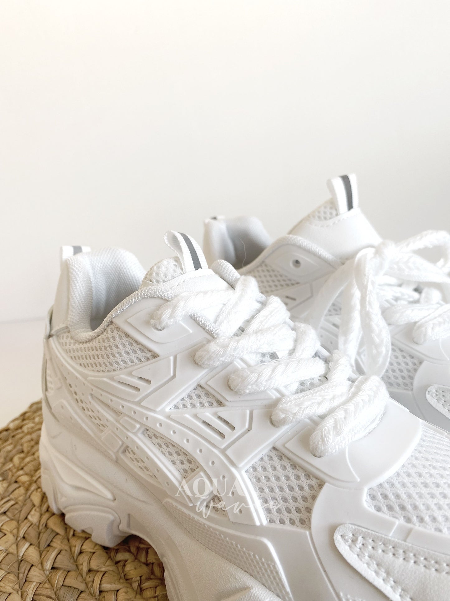 ZAPATILLA ESTILO ASICS WHITE