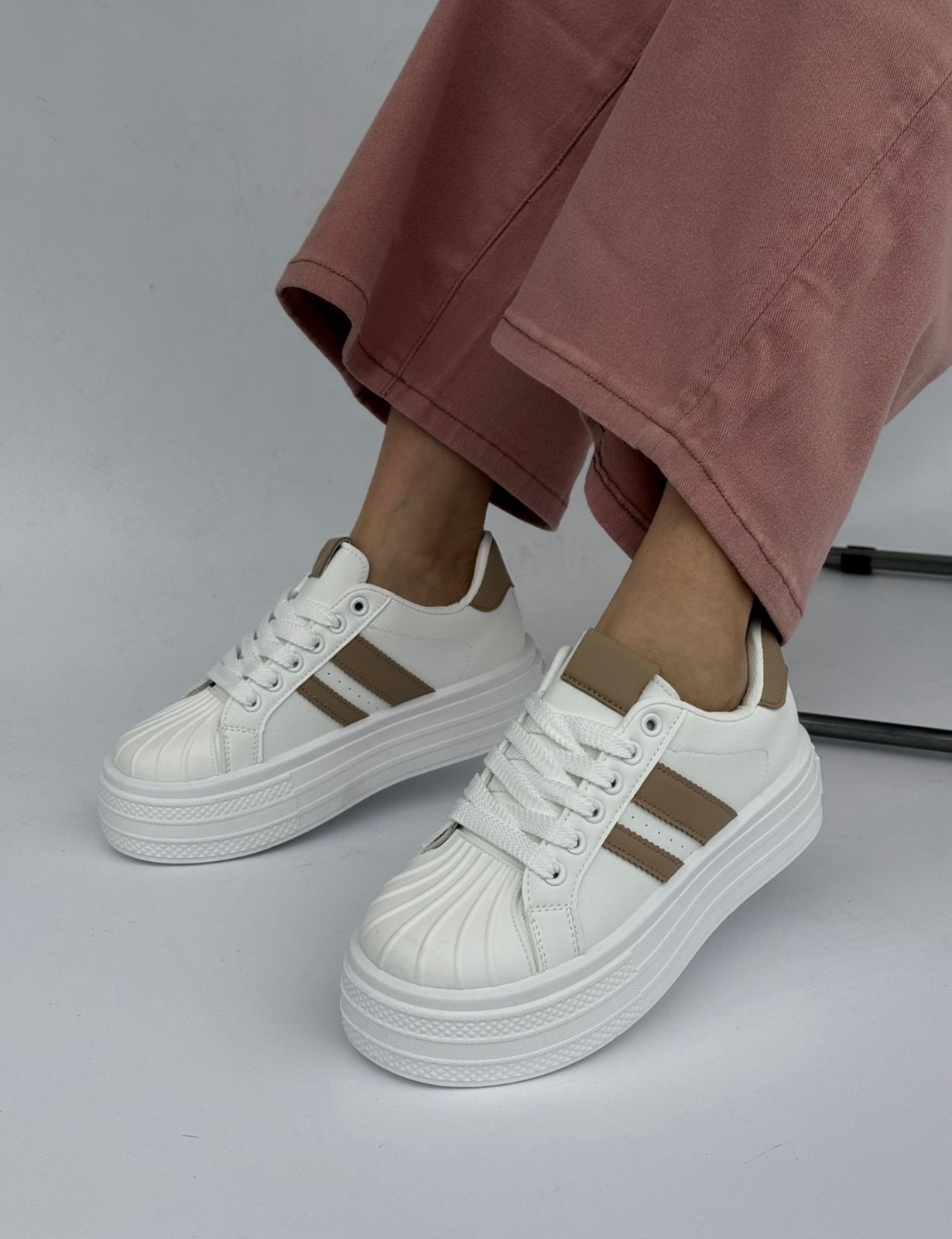 ZAPATILLA EST. SUPER STAR PLATAFORMA